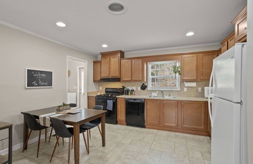 Travelers Rest Cabaña | The Retreat in the Woods, Travelers Rest, SC