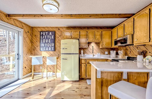 Blairsville Casa | The Retro