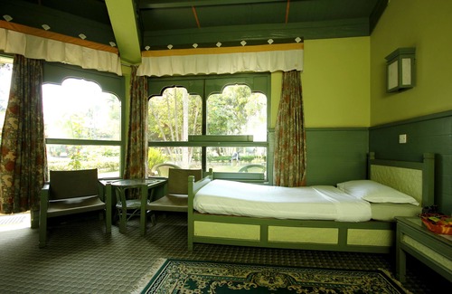 Sauraha Hotel | The Rhino Residency Resort