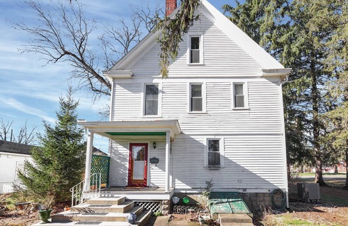 Mount Vernon Casa | The Riley House Charming and close to downtown, MVNU, and Kenyon College.