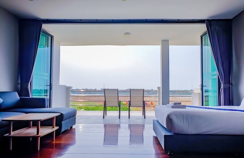 Vientiane Hotel | The Riva Vientiane Hotel