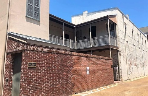 Natchez Casa | The River Walk Inn - Rooms 801-806
