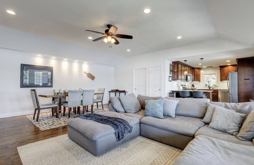 Salunga Cabina | "The Riverfront Serenity Lodge"