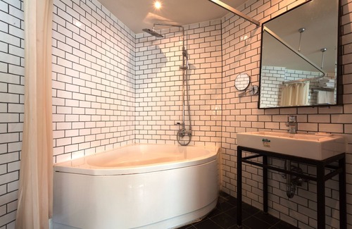 Jamwon-dong Hotel | The Riverside Hotel