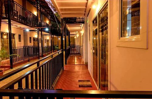 Mandrem Hotel | The Riverside