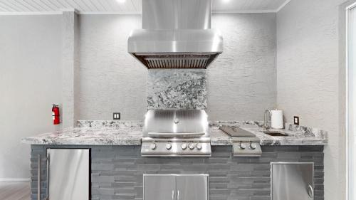 Boyette Springs Casa | The Riverview Estates Sauna And Heated Pool