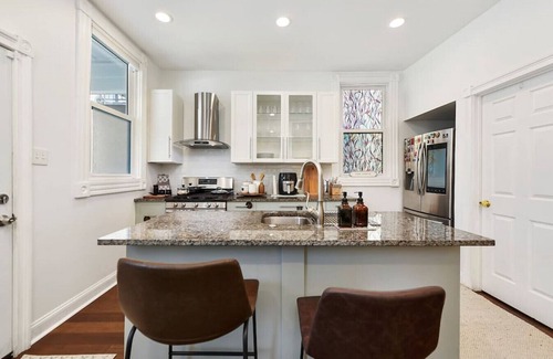 East Liberty Casa | The Riverview Room on Beatty