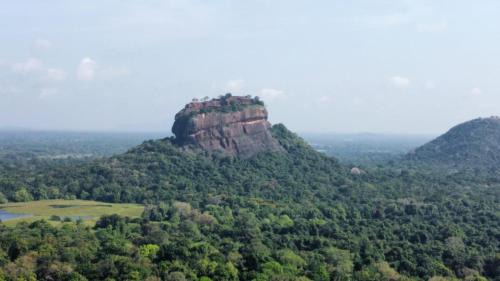 Sigiriya Cabina | The rock & wild sigiriya
