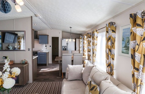 Cayton Bay Cabaña | The Rodley Pines