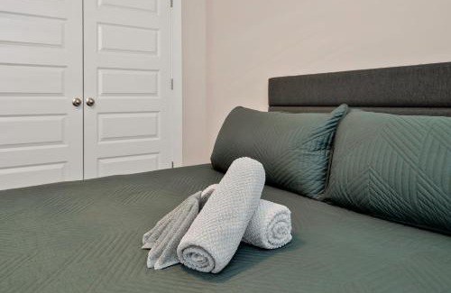 Clarksville Casa | The Rooftop Haven of Downtown (1012 Franklin St)