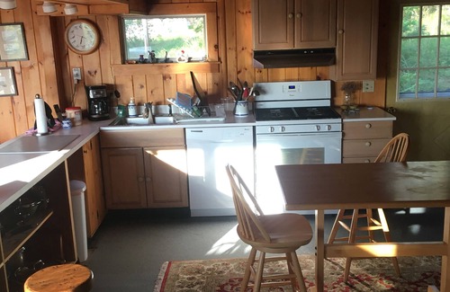 Vinalhaven Casa | El gallinero en el puerto de Roberts