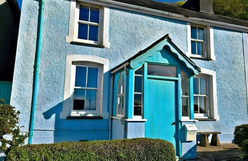 Aberaeron Cabaña | The Rope and Anchor, Aberaeron