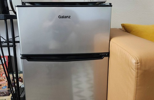 Polk City Apartamento | The Rose and Crown Inn is a 2-bedroom apartment with WiFi and AC in Polk City Fl