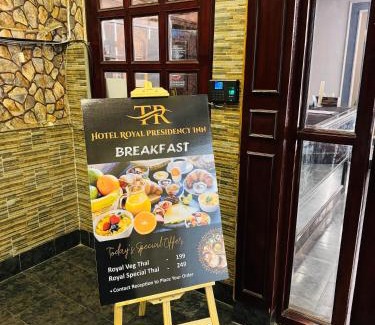 Hazratganj Hotel | THE ROYAL PRESIDENCY INN