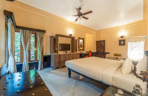 Udaipur Hotel | The Royal Retreat Resort & Spa