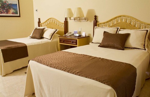 Zona Hotelera Complejo | The Royal Sands, el Destino Resort Premier de Cancún, opciones de 1 y 2 habitaciones