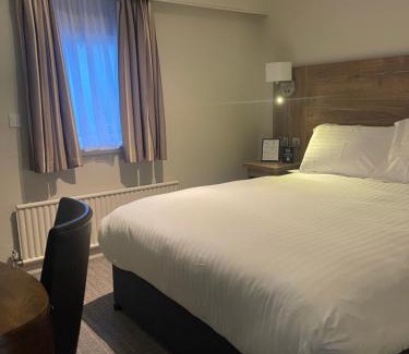 Rugby Hotel | The Rugby Hotel