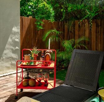Poinsettia Heights Casa | The Rum Locker - 1 King - 2 Twins - Private home and Patio - Sleeps 4