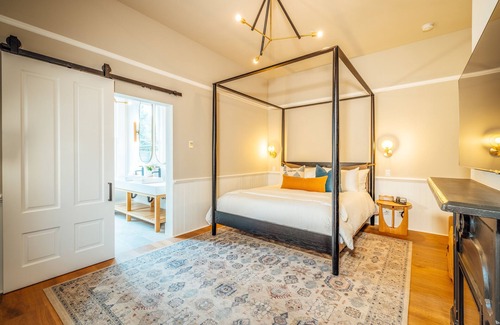 Healdsburg Cama Y Desayuno | The Ruse