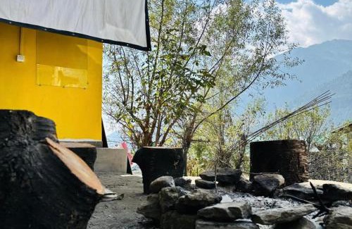Aleo Casa | The Safal Stays- Dorms, Rooms and Cafe
