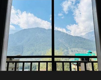 Aleo Casa | The Safal Stays- Dorms, Rooms and Cafe