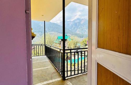 Aleo Casa | The Safal Stays- Dorms, Rooms and Cafe
