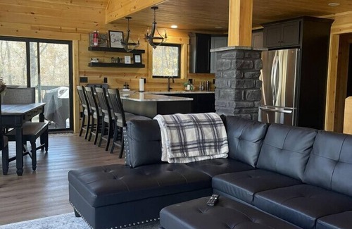 Logan Cabina | The Saige - Hot tub|Huge Entertainment Room