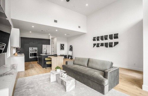 OST - South Union Casa | The Saint Zane Lofts Duplex