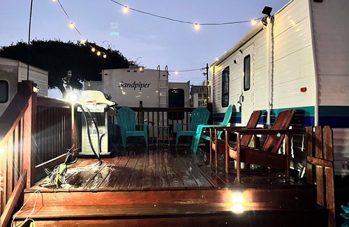North Topsail Beach Casa | The Sandbox – Vintage Beach Camper with Prime Fishing Access