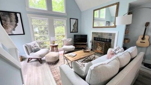 Sapphire Casa | The Sapphire Retreat