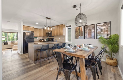 Sylvan Lake Casa | The Saturday | Perfect for Large Groups! | BBQ |