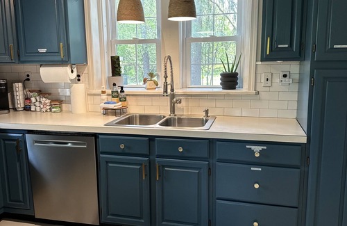 Potsdam Casa | The Scheller House Downtown- 2600 ft.² 4 br - 1920 Historic - Fully Remodeled