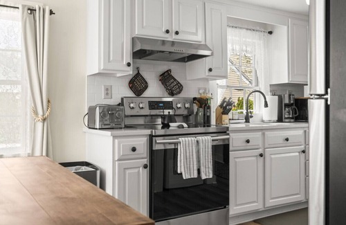 Mystic Cabaña | Charming Historic Schoolhouse on Mystic River