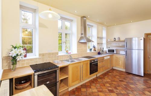 Lynton Casa | The School House