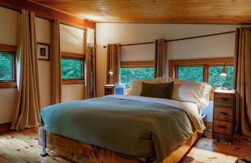 Val David Chalet De Esquí | The Sculptural Nature Escape Spa & Billiards