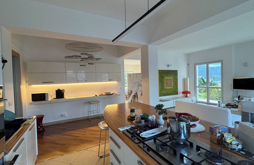Torbora Casa | Casa con jardín +++