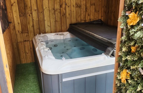 Saint-Aigulin Chalet De Esquí | The Secret Love Room