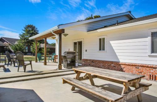 Fort Bragg Casa | The Seghetti House