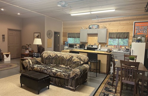Clearwater County Cabina | The Shabin at Cardiff Spur