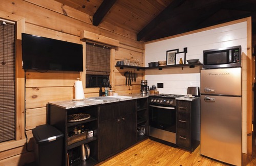 Lake Lure Cabina | The Shaded Crest