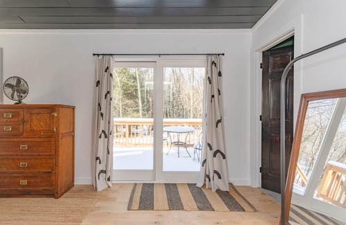 Livingston Manor Casa | The Shandelee Brook House in Livingston Manor. Pet Friendly!