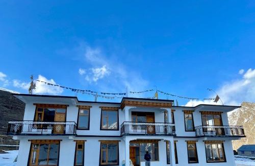 Jispa Hotel | The Shangbar