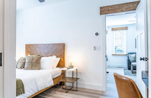 Southern Pines Casa | The Shire 255 A - Sage Cottage