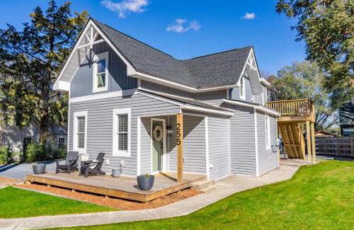 Southern Pines Casa | The Shire 255 A - Sage Cottage