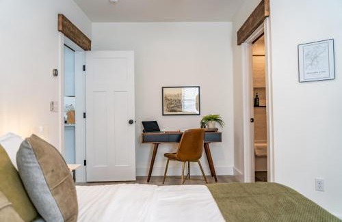 Southern Pines Casa | The Shire 255 A - Sage Cottage