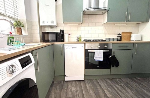 Shrewsbury Casa | The Shrewsbury Stayscape – Modern & Stylish 3 Bed