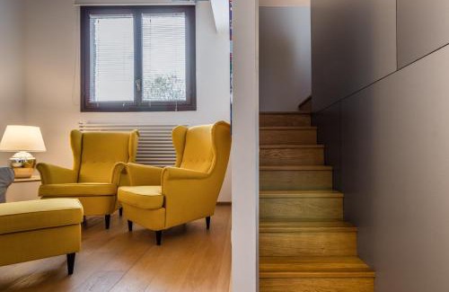 Santa Croce Apartamento | The Silk House by LionHost