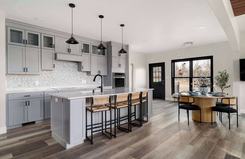 Lansing Casa | The Silversands Lakehouse