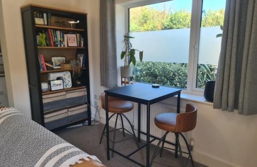 Topsham Apartamento | The Snuggery-Hot Tub-Parking-Eco