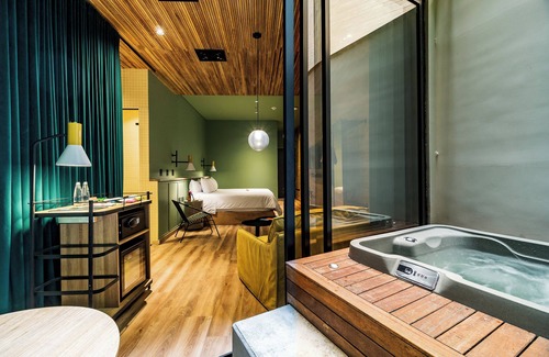 Santa Cruz Hotel | The Somos Bold Hotel